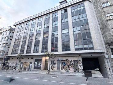 Gewerbefläche zum Verkauf in Teis