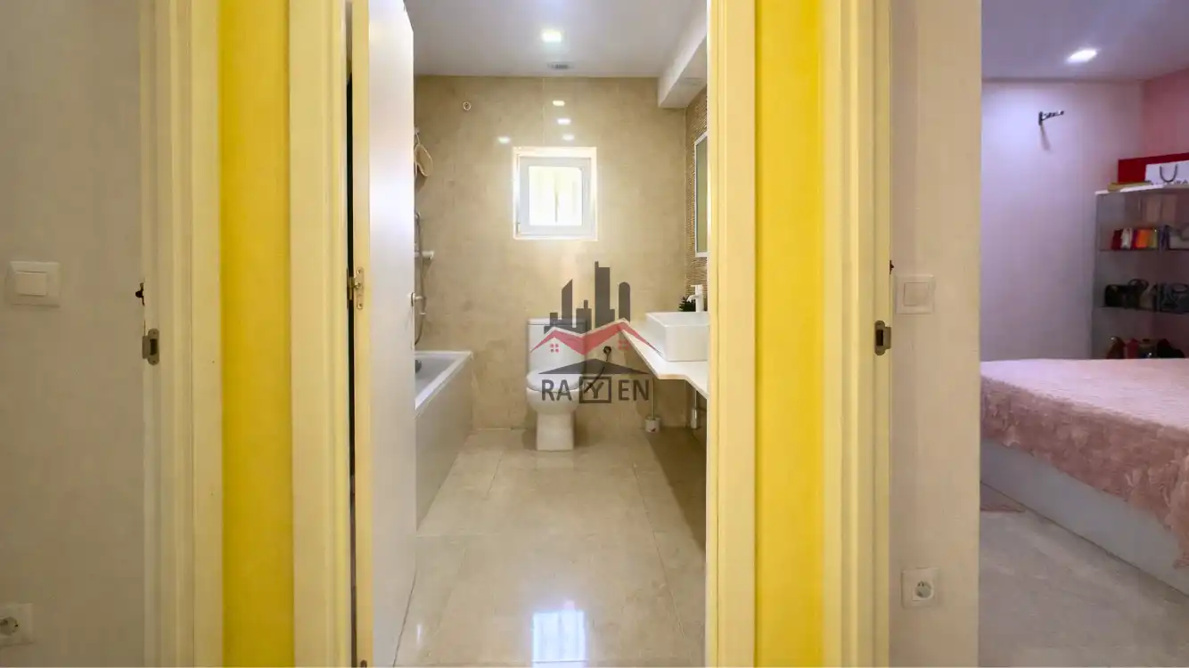 Casa adosada en venta en d'Olot, Vilafant