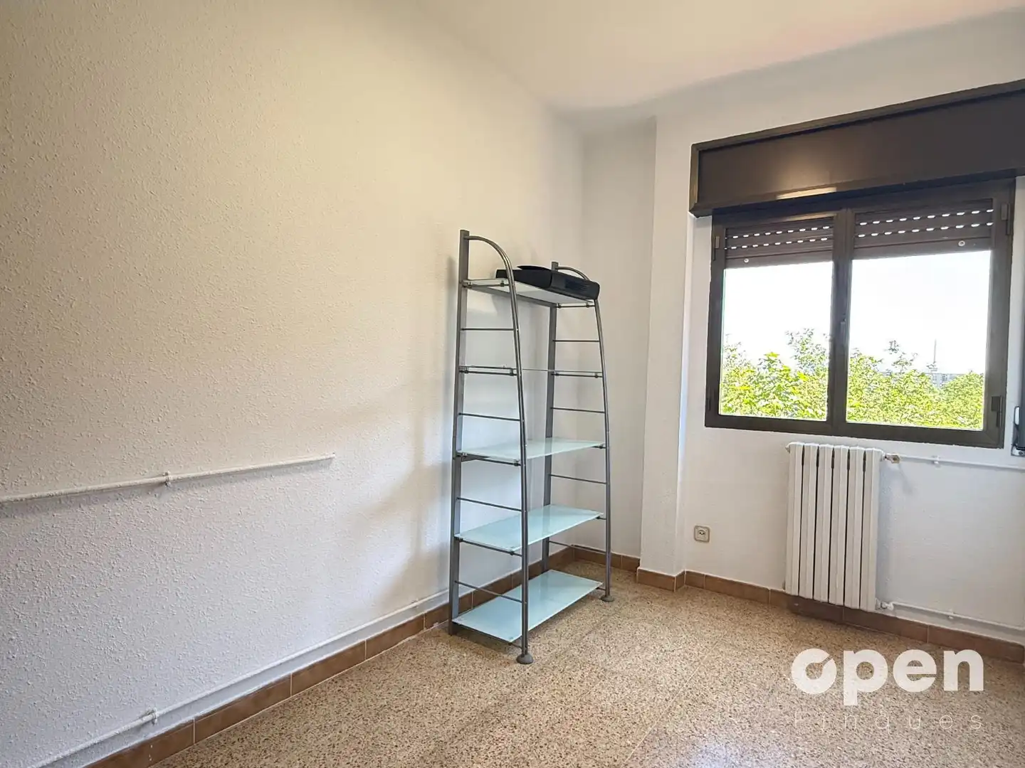 Dormitori de Pis en venda en Barcelona amb Calefacció, Terrassa i Balcó