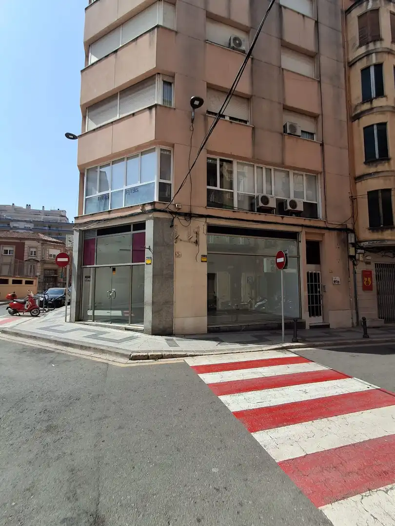 Local de alquiler en Tortosa con Aire acondicionado