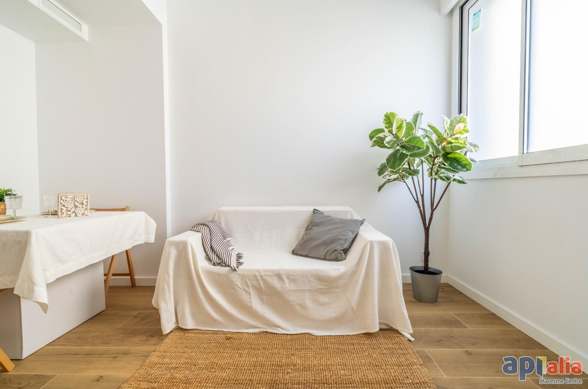 Living room of Planta baja for sale in Premià de Mar  with Air Conditioner, Heating and Alarm