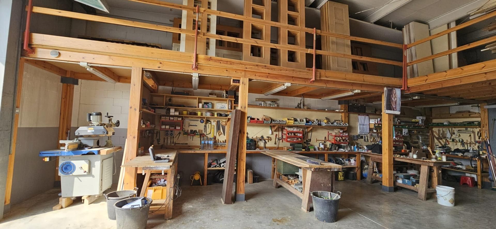 Nave industrial en venta en Sant Esteve Sesrovires