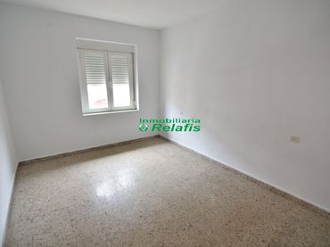 Piso con balcón en venta en ZAMORA 5