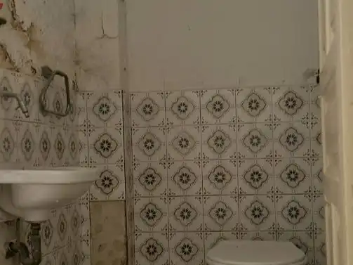 Baño de Local en venta en Zaragoza