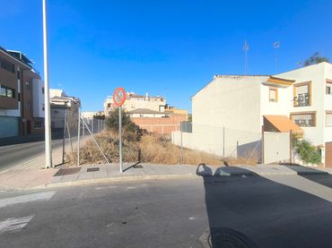 Terreny residencial en venda a Carretera de Espeluy 32
