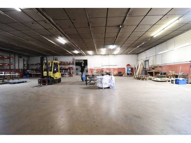 Nave industrial en Venta en Sora