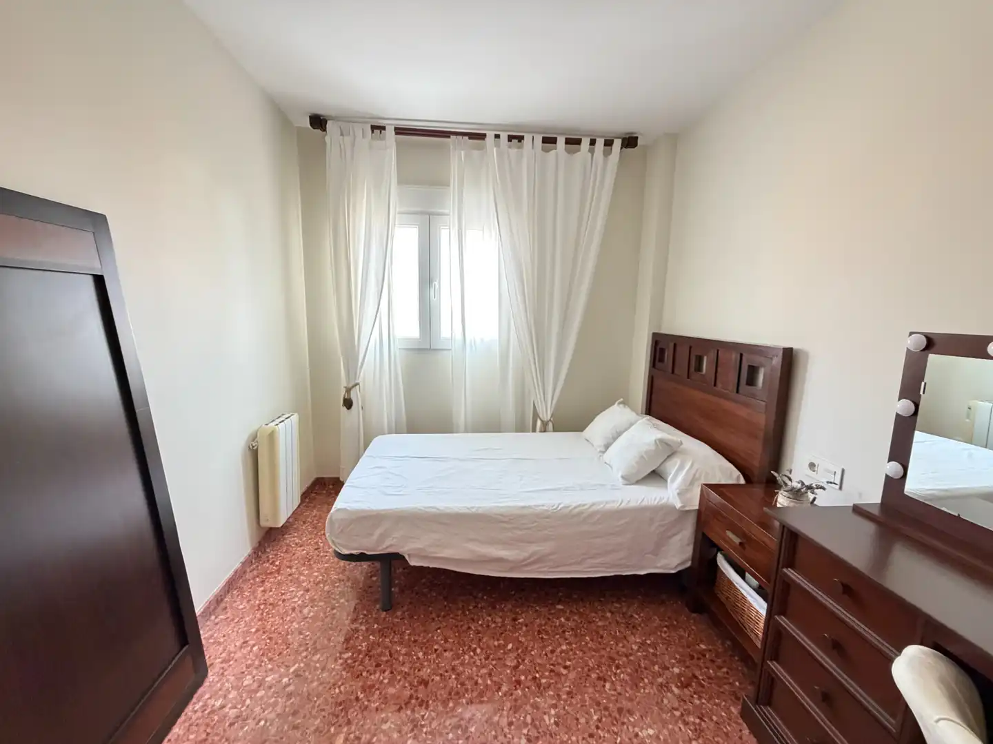 Bedroom of Flat for sale in Alginet  with Air Conditioner, Heating and Balcony