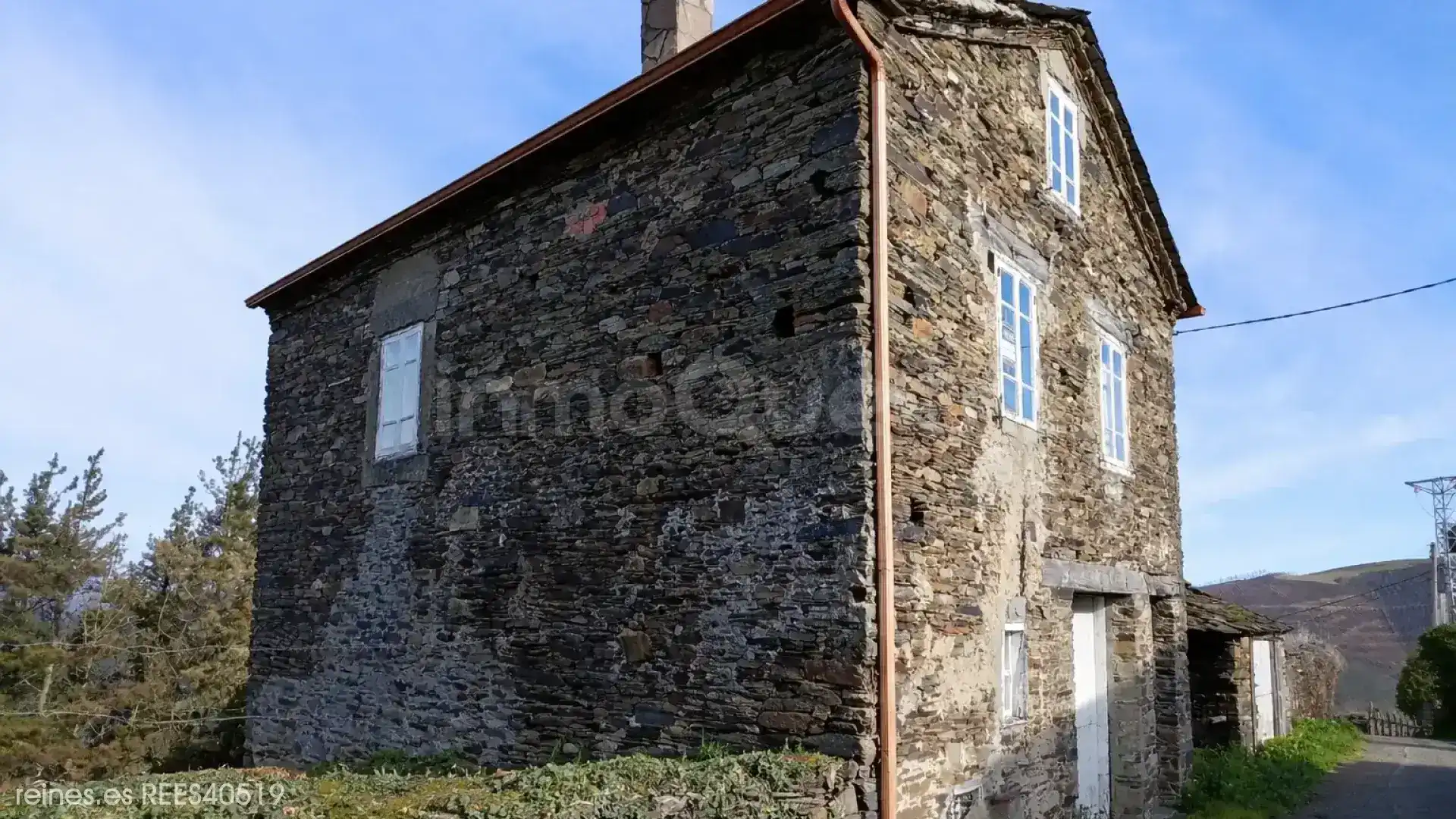 Vista exterior de Casa o chalet en venta en Taramundi con Calefacción