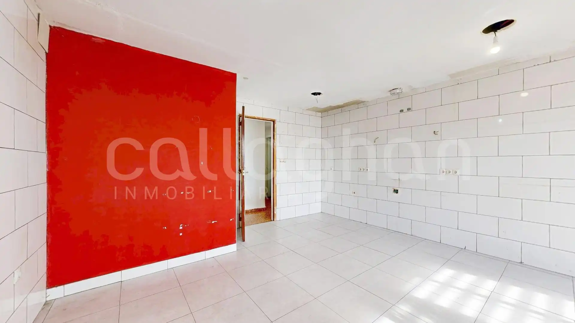 Flat for sale in Valencia  with Balcony