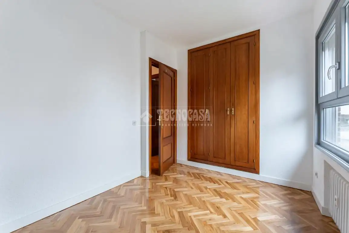 Habitación de Piso en venta en Madrid con Aire acondicionado, Calefacción y Piscina comunitaria