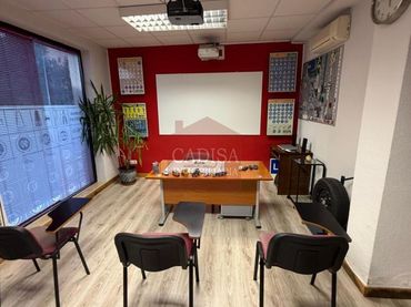Business premises for transfer in AVENIDA FILIBERTO VILLALOBOS