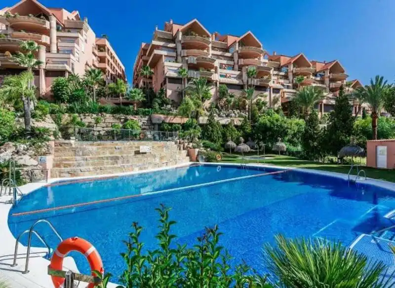 Apartamento con piscina en venta en Nueva Andalucía, imagen 13