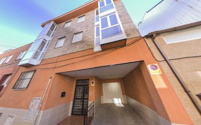 Exterior view of Flat to rent in  Madrid Capital  with Terrace