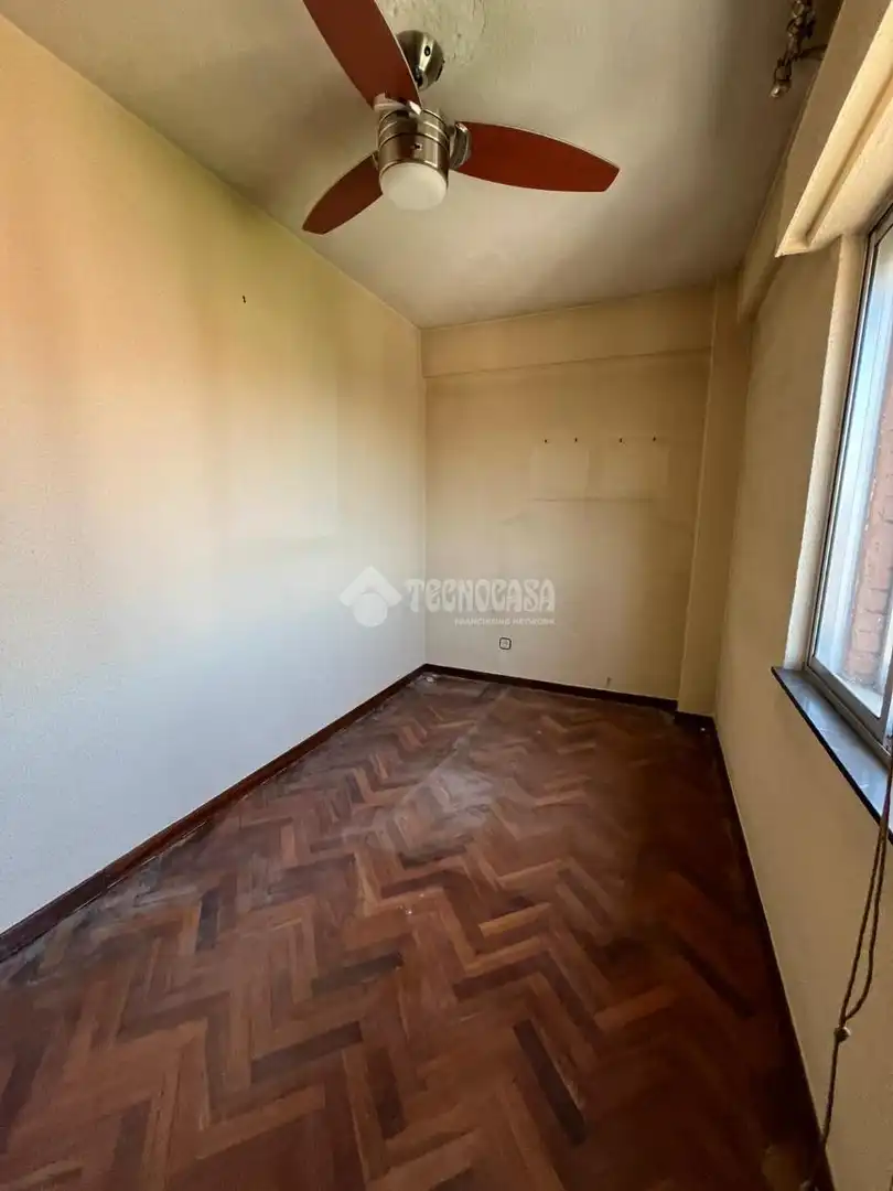 Habitación de Piso en venta en Madrid con Calefacción y Terraza
