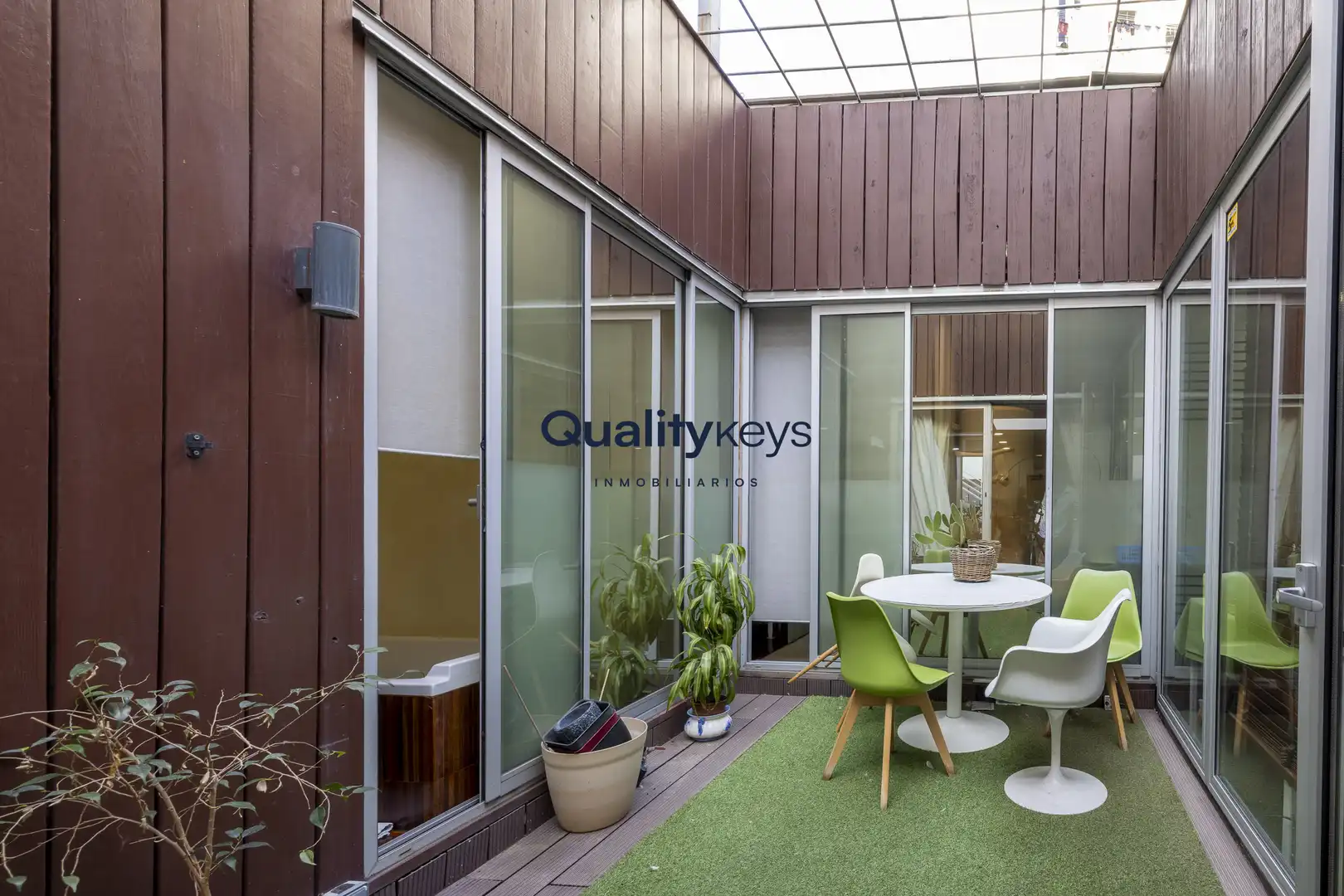 Terraza de Oficina en venta en Madrid con Aire acondicionado, Calefacción y Amueblado