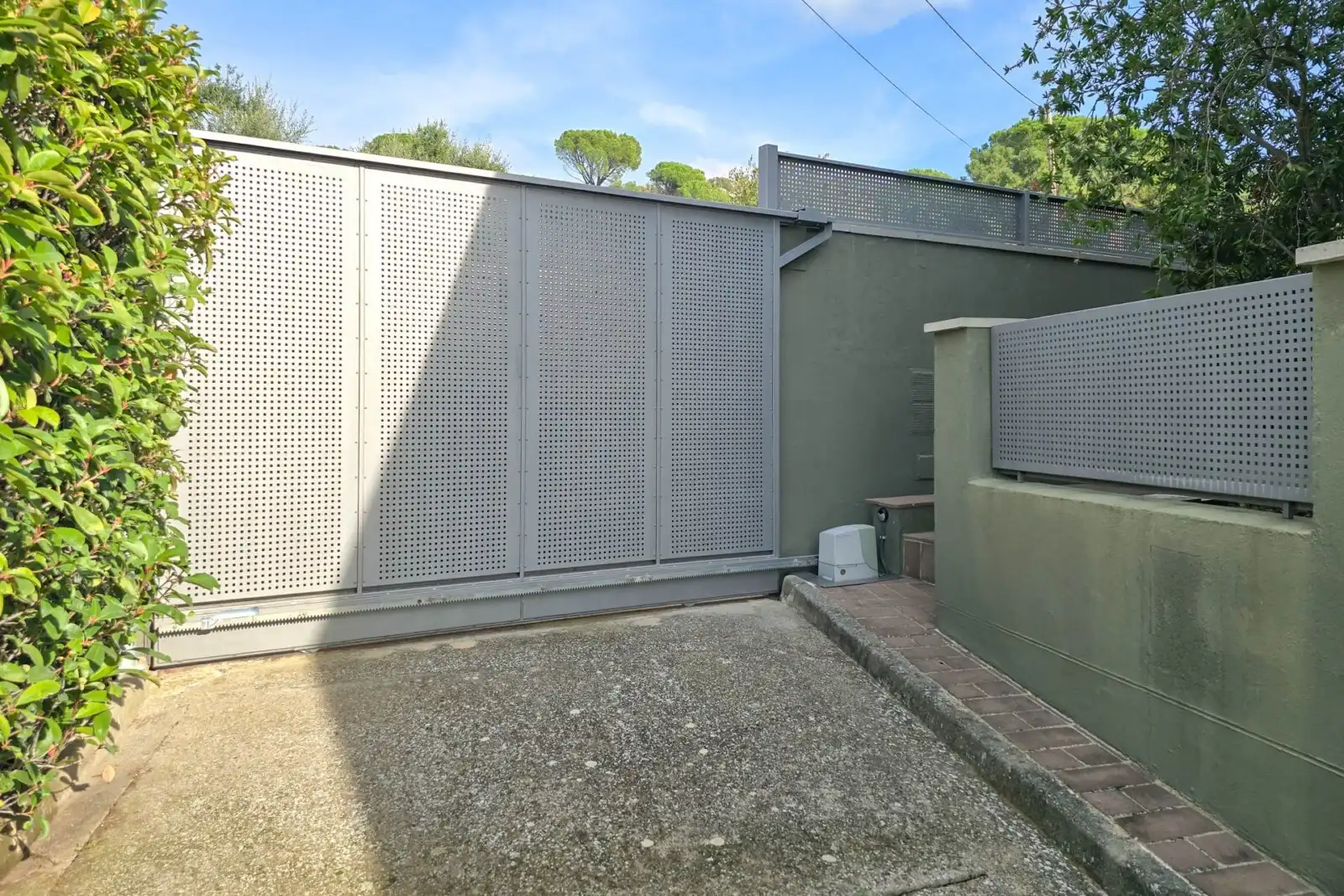 Jardín de Casa o chalet en venta en La Jonquera con Aire acondicionado, Calefacción y Jardín privado