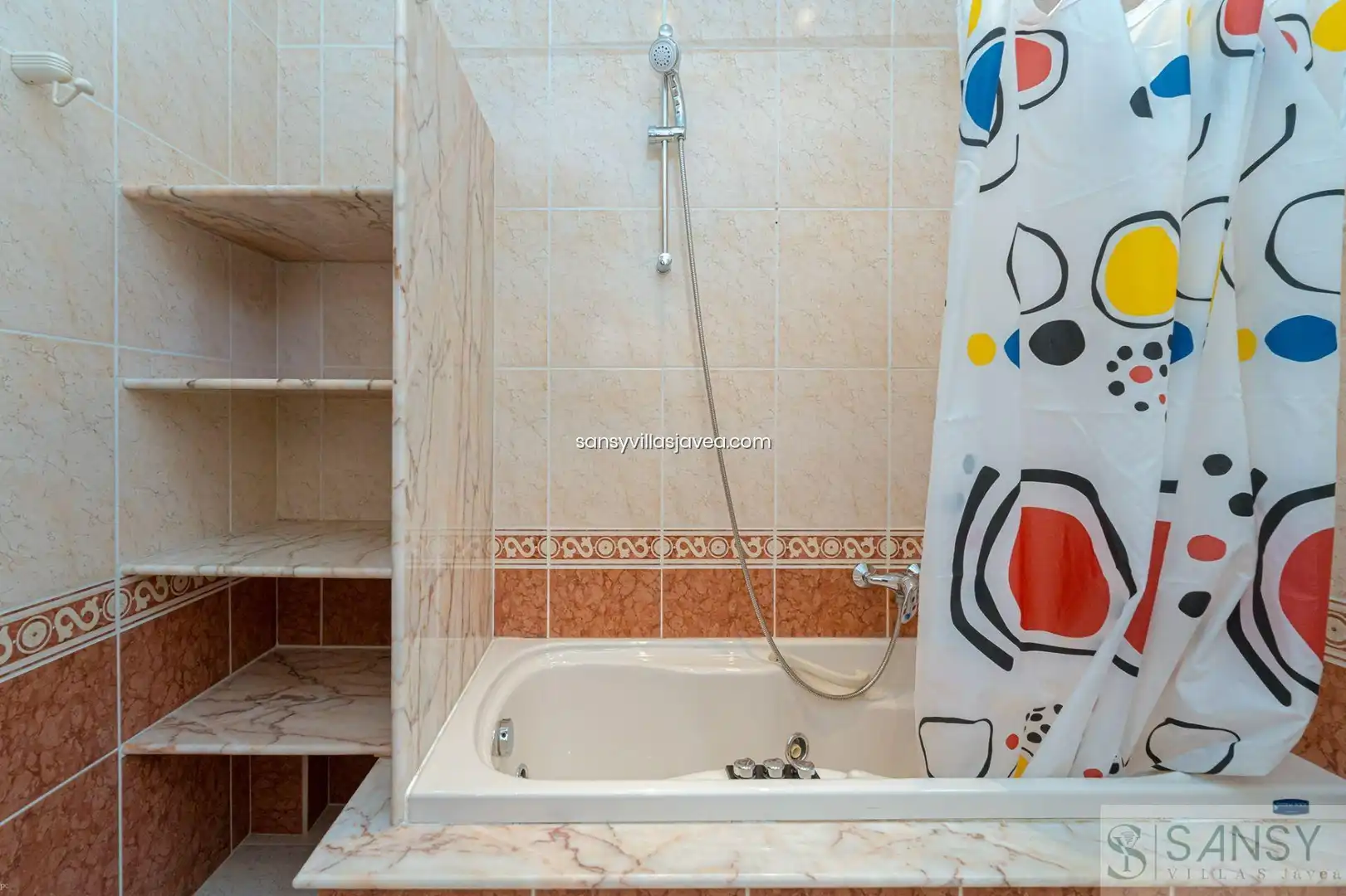 Bathroom of Houses for sale in Jávea / Xàbia  with Air Conditioner and Storage room