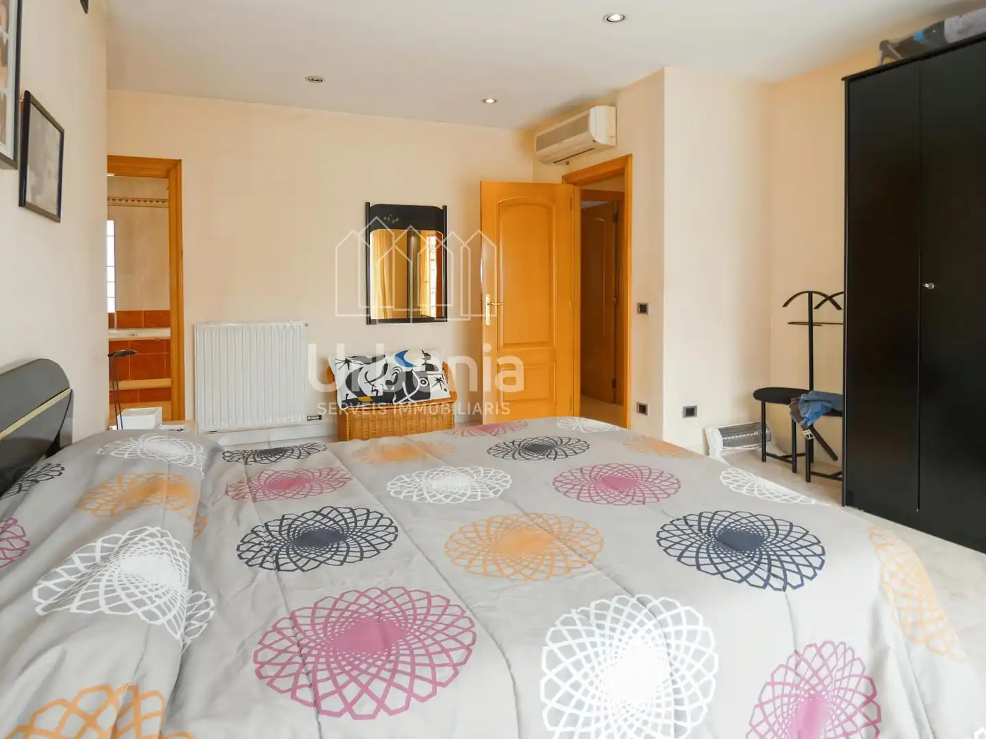 Habitación de Casa o chalet en venta en Premià de Mar con Aire acondicionado, Calefacción y Piscina