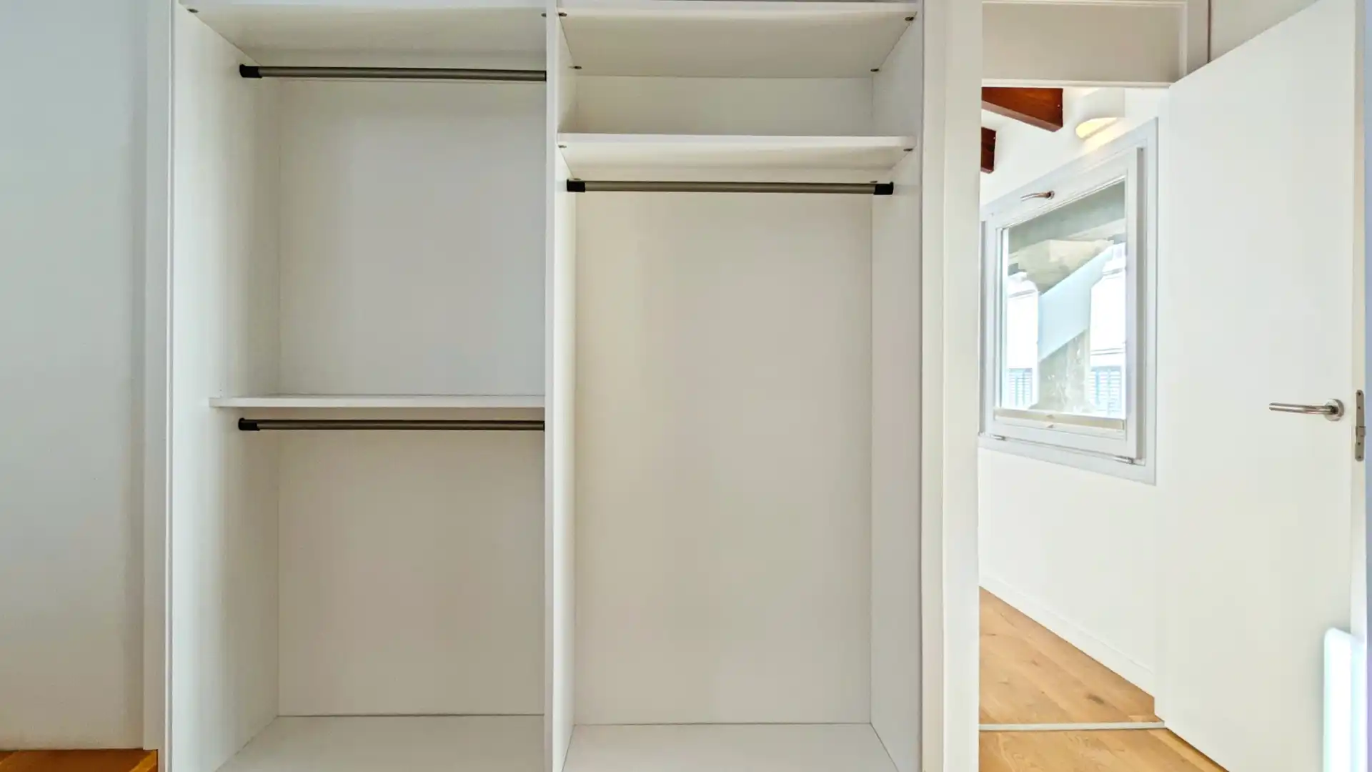 Schlafzimmer von Dachboden zur Miete in  Palma de Mallorca mit Klimaanlage, Heizung und Parkett
