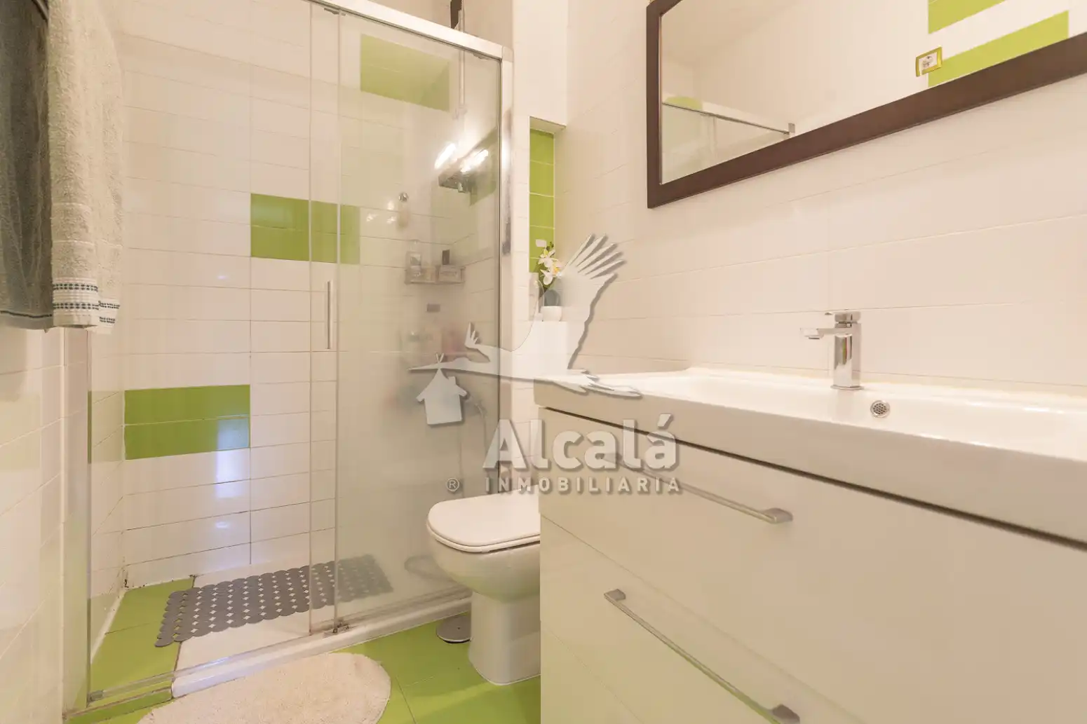 Baño de Piso en venta en Azuqueca de Henares con Aire acondicionado, Calefacción y Terraza
