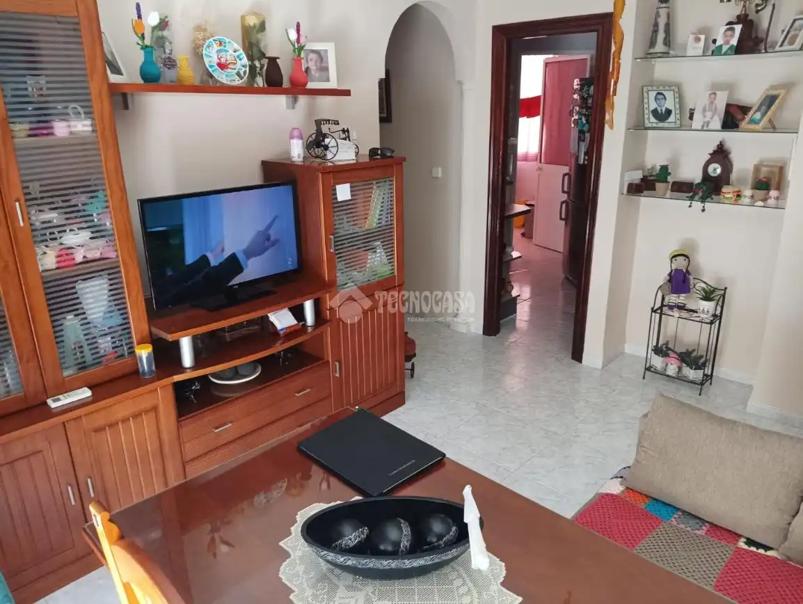 Living room of Flat for sale in Arahal  with Air Conditioner and Balcony