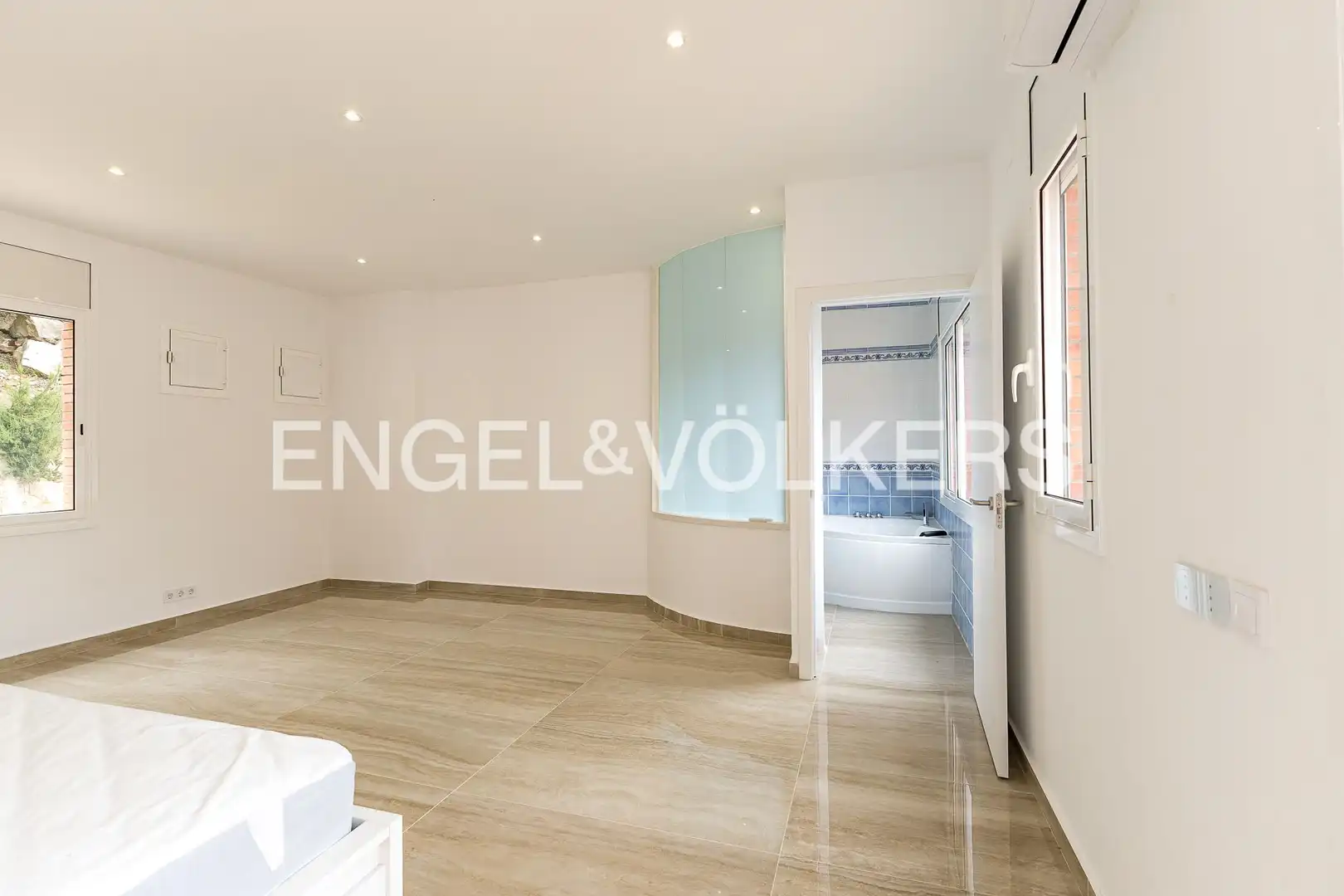 Casa o chalet de alquiler en Corbera de Llobregat con Aire acondicionado, Calefacción y Jardín privado