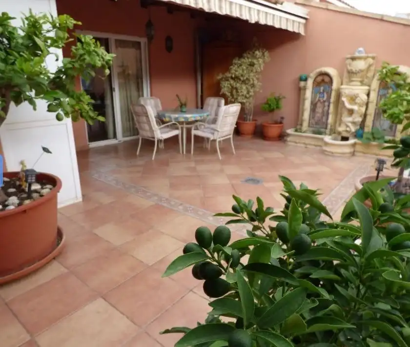 Terrassa de Casa o xalet en venda en Crevillent amb Aire condicionat, Calefacció i Jardí privat