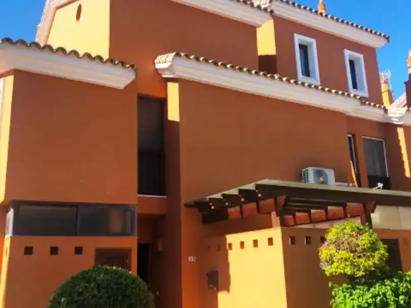 Vista exterior de Casa adosada de lloguer en Islantilla Golf