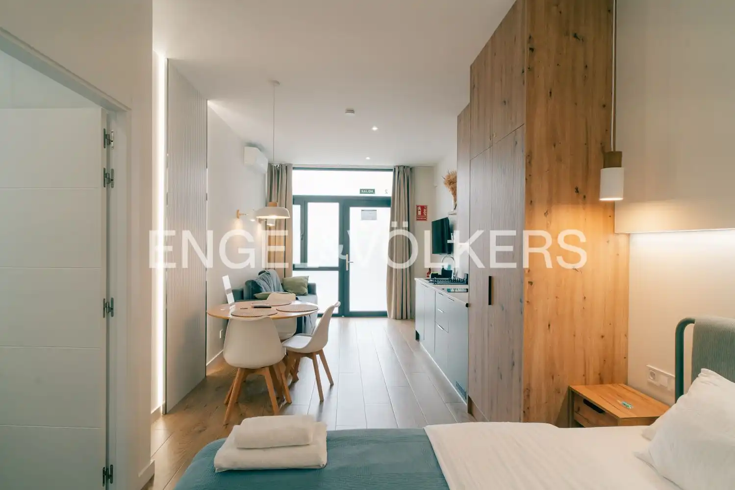 Habitación de Apartamento en venta en Valencia con Aire acondicionado, Calefacción y Amueblado
