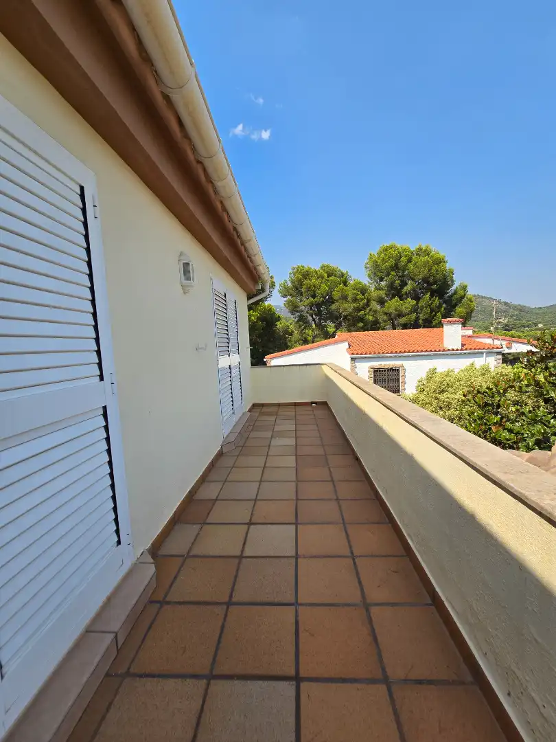 Terrassa de Casa o xalet en venda en Benicasim / Benicàssim amb Aire condicionat, Calefacció i Jardí privat