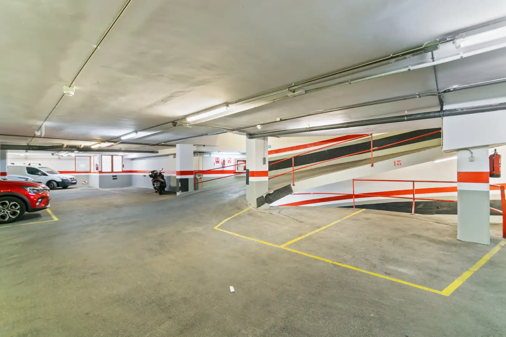 Individuel avec ascenseur à vendre à Carrer de la Lluna 11, imagen 45