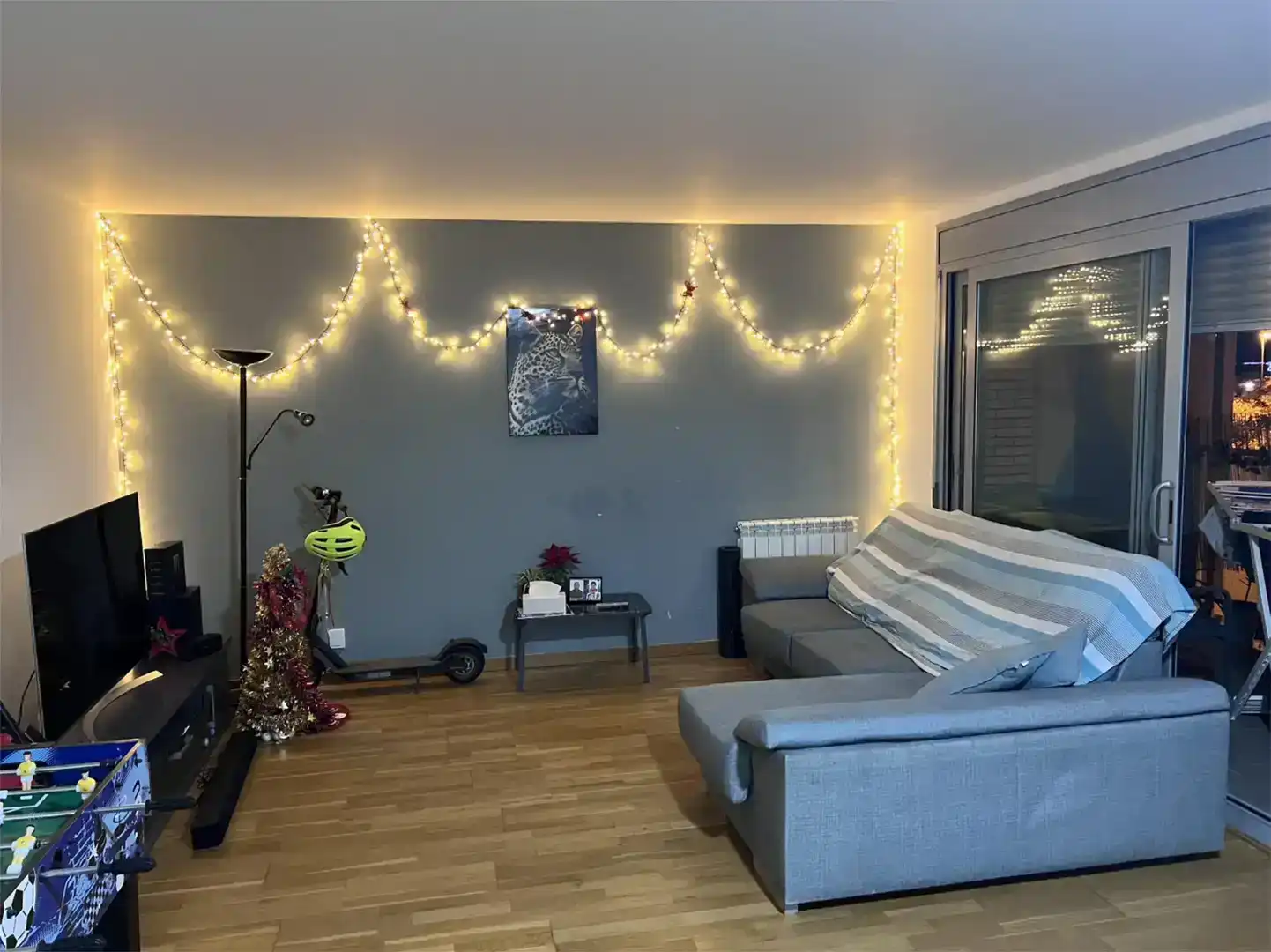 Living room of Flat for rent in Reus  with Parquet flooring, Swimming Pool and Oven