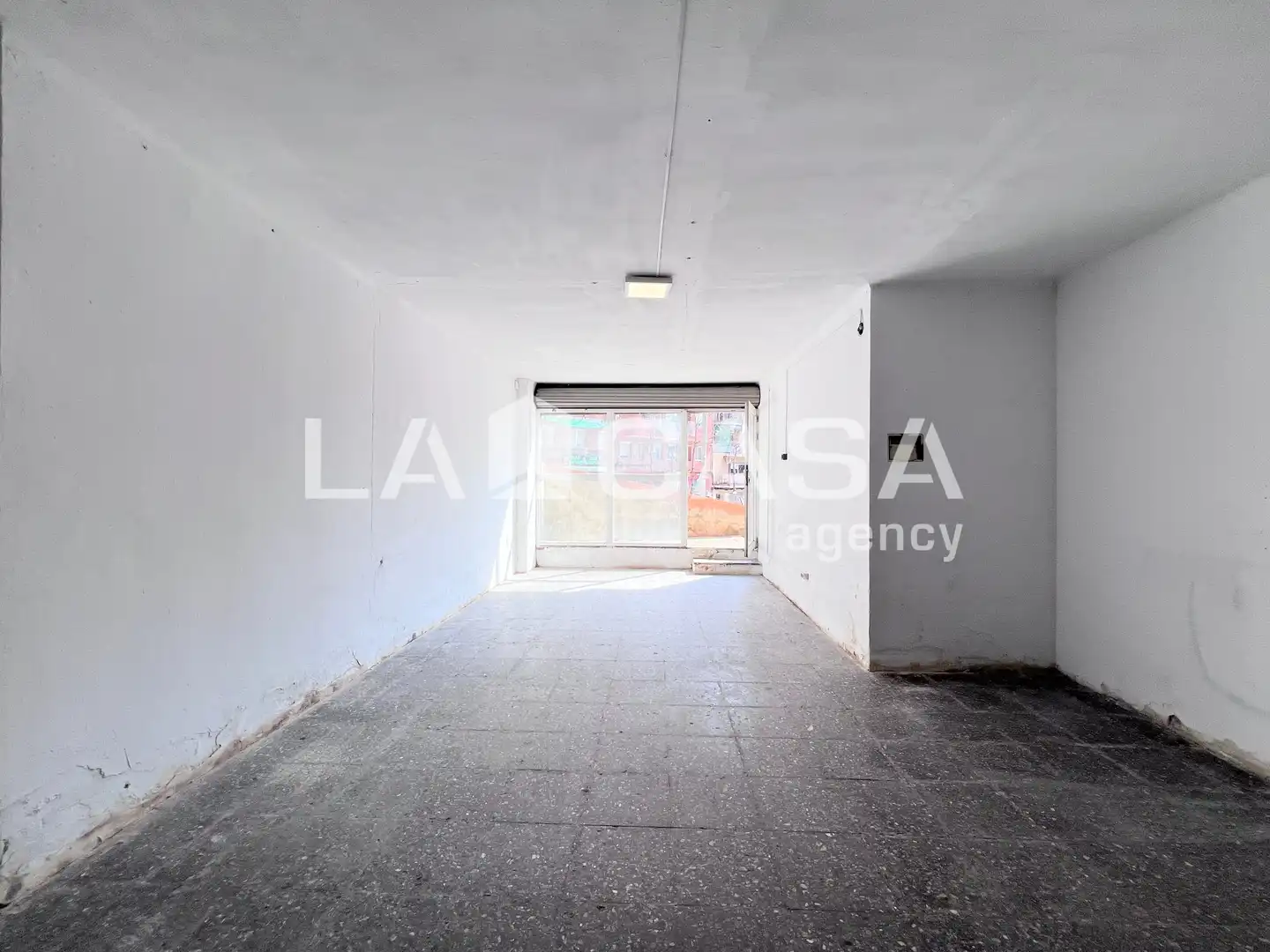 Gewerbefläche zum Verkauf in Artigues - Llefià, imagen 3