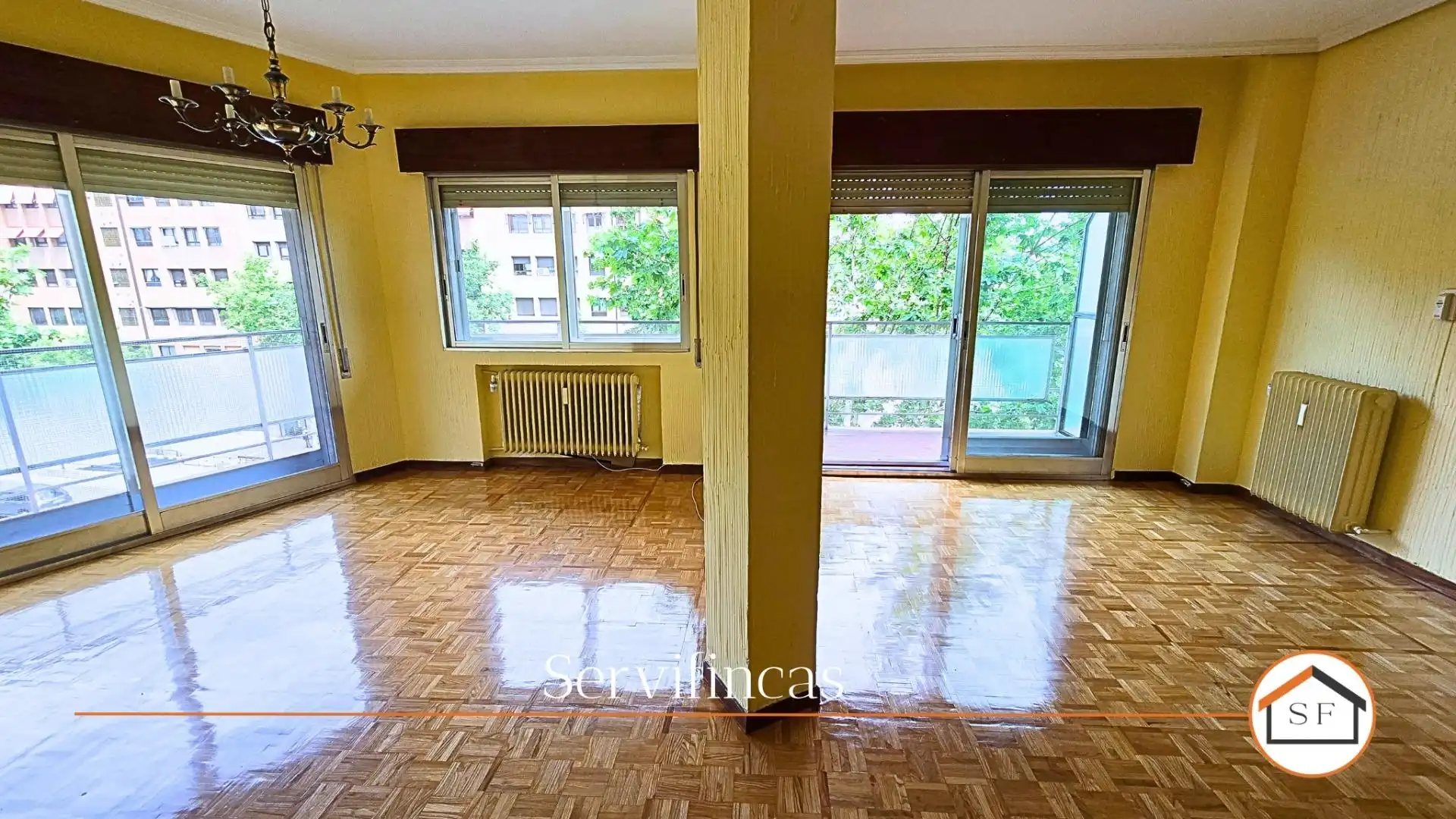 Living room of Flat for rent in Madrid  with Heating, Terrace and Balcony