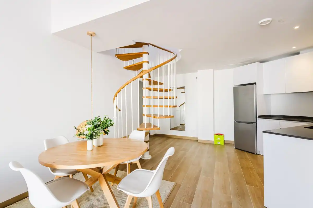 Esszimmer von Maisonette zum Verkauf in Málaga mit Klimaanlage, Heizung und Terrasse