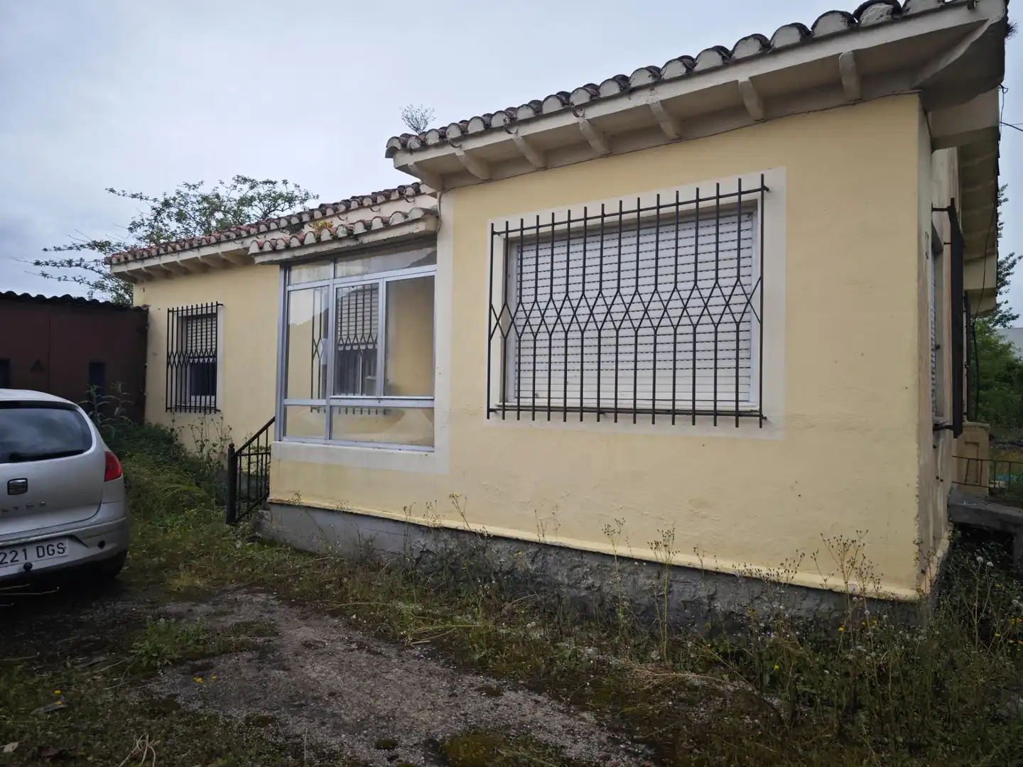 Vista exterior de Casa o xalet en venda en Torrelavega 