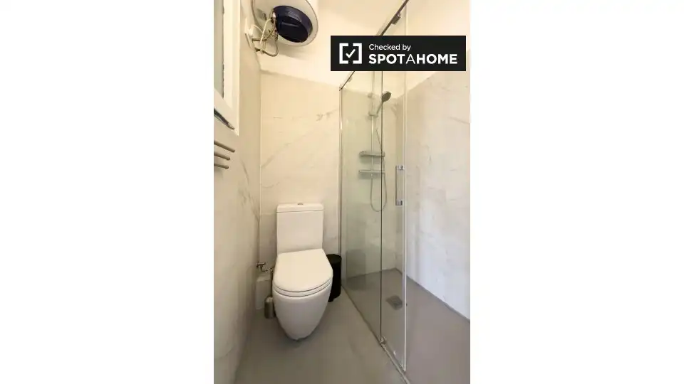 Appartamento con terrazza in affitto a Ciutat Vella, imagen 7