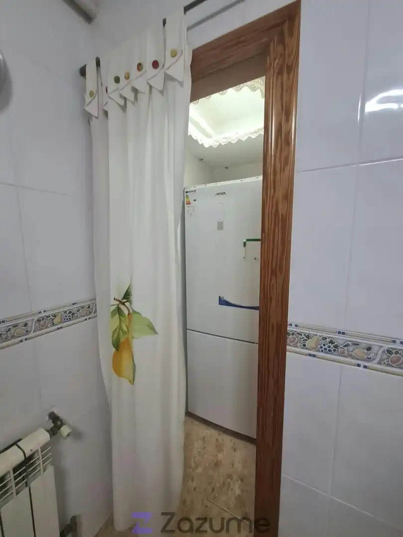 Bathroom of Flat for rent in Benavente  with Heating, Terrace and Furnished