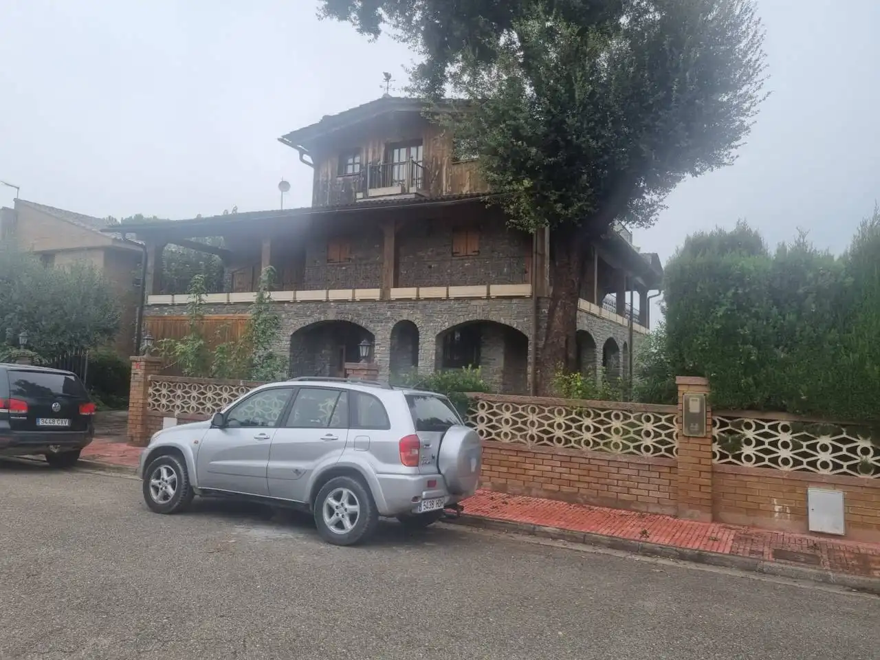 Chalet con jardín en venta en Calle Sant Ermengol, imagen 2