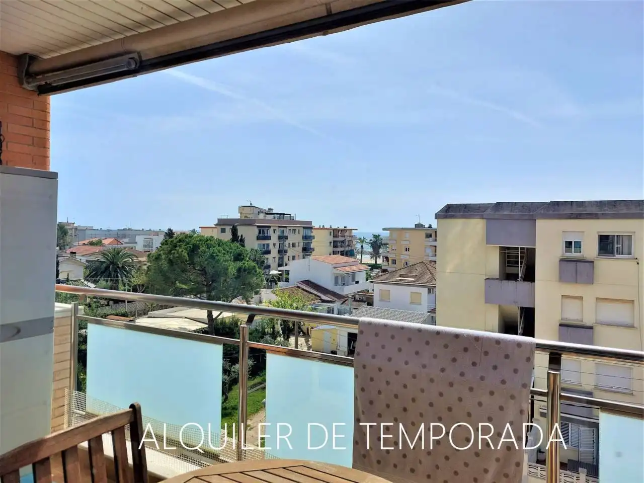 Terrasse von Wohnung zur Miete in Vilanova i la Geltrú mit Klimaanlage, Heizung und Terrasse