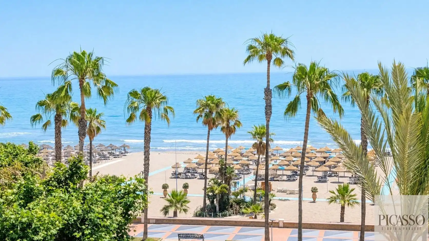 Vista exterior de Piso en venta en Torremolinos con Aire acondicionado, Jardín privado y Trastero