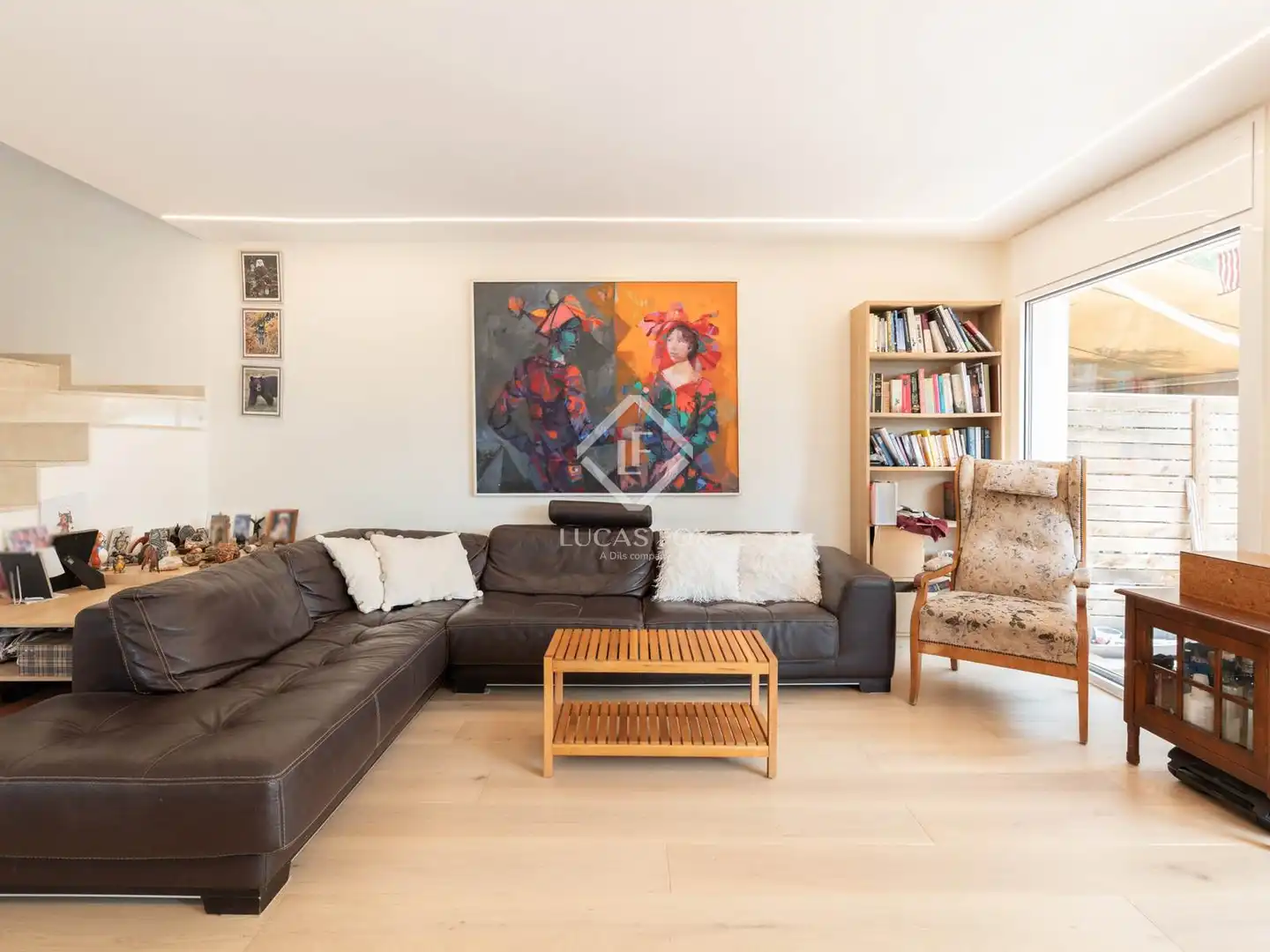 Living room of Houses for sale in Sitges  with Air Conditioner, Private garden and Furnished