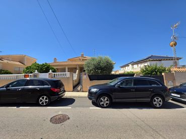 Casa pareada en venta en Calle Meridiano 21