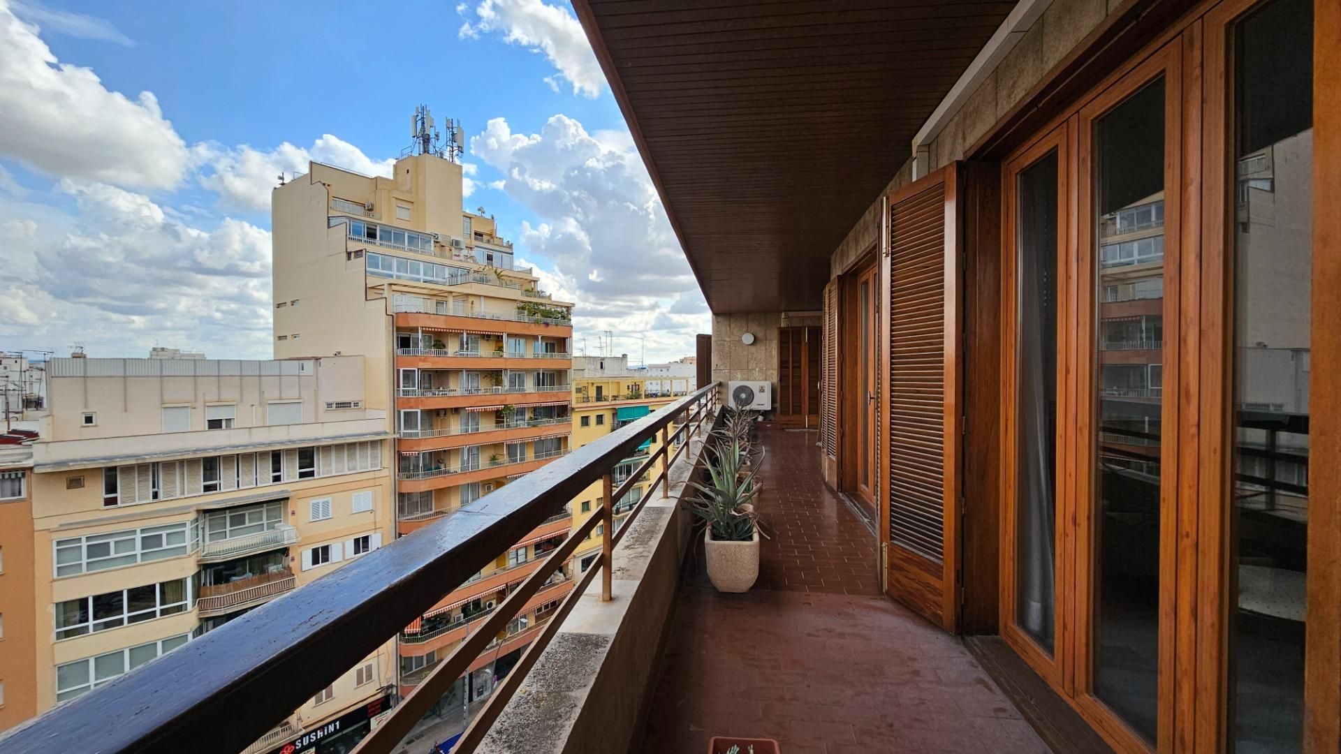 Terrasse von Wohnung zum Verkauf in  Palma de Mallorca mit Klimaanlage, Heizung und Terrasse