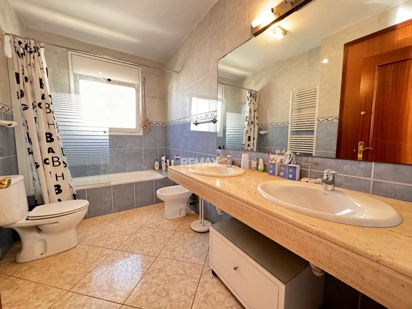 Baño de Casa o chalet en venta en Empuriabrava con Calefacción, Jardín privado y Terraza
