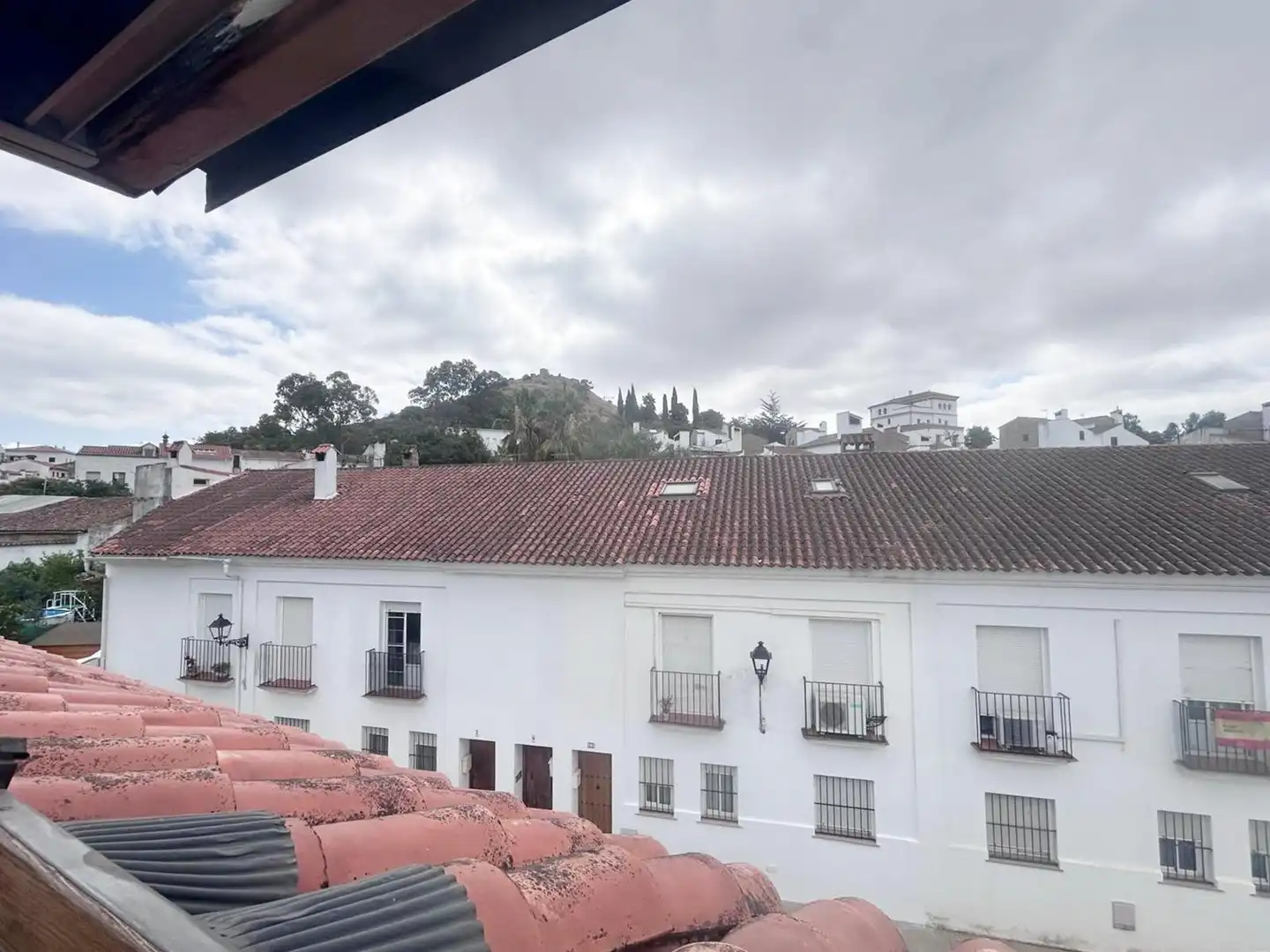 Vista exterior de Estudi en venda en Aracena amb Aire condicionat