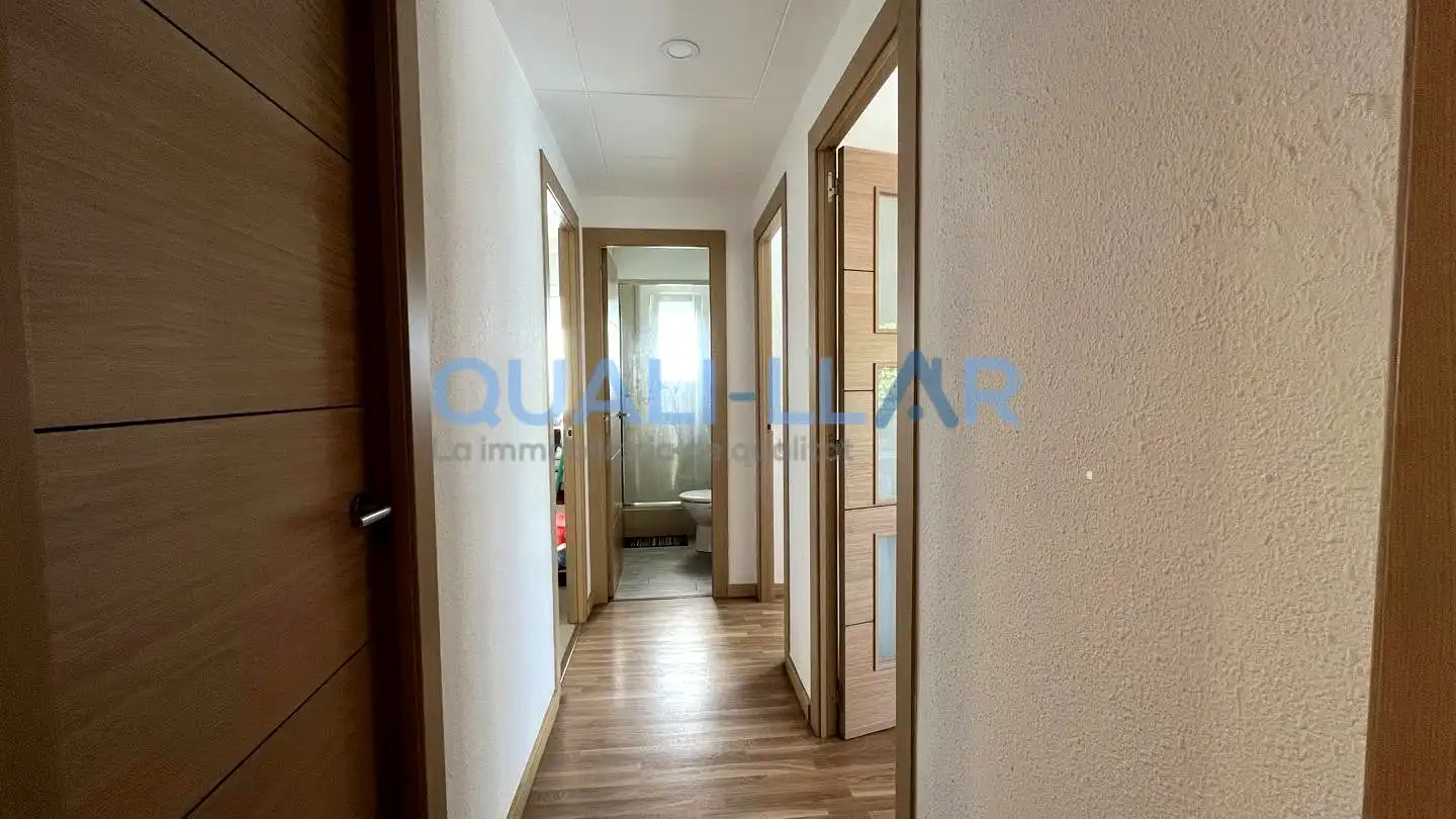 Pis en venda en Sant Feliu de Llobregat amb Aire condicionat, Jardí privat i Parquet