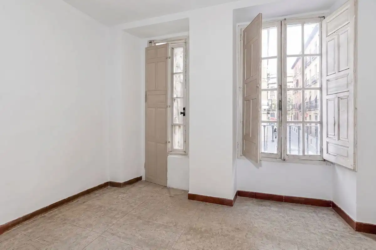 Dormitori de Planta baixa en venda en Sevilla amb Calefacció