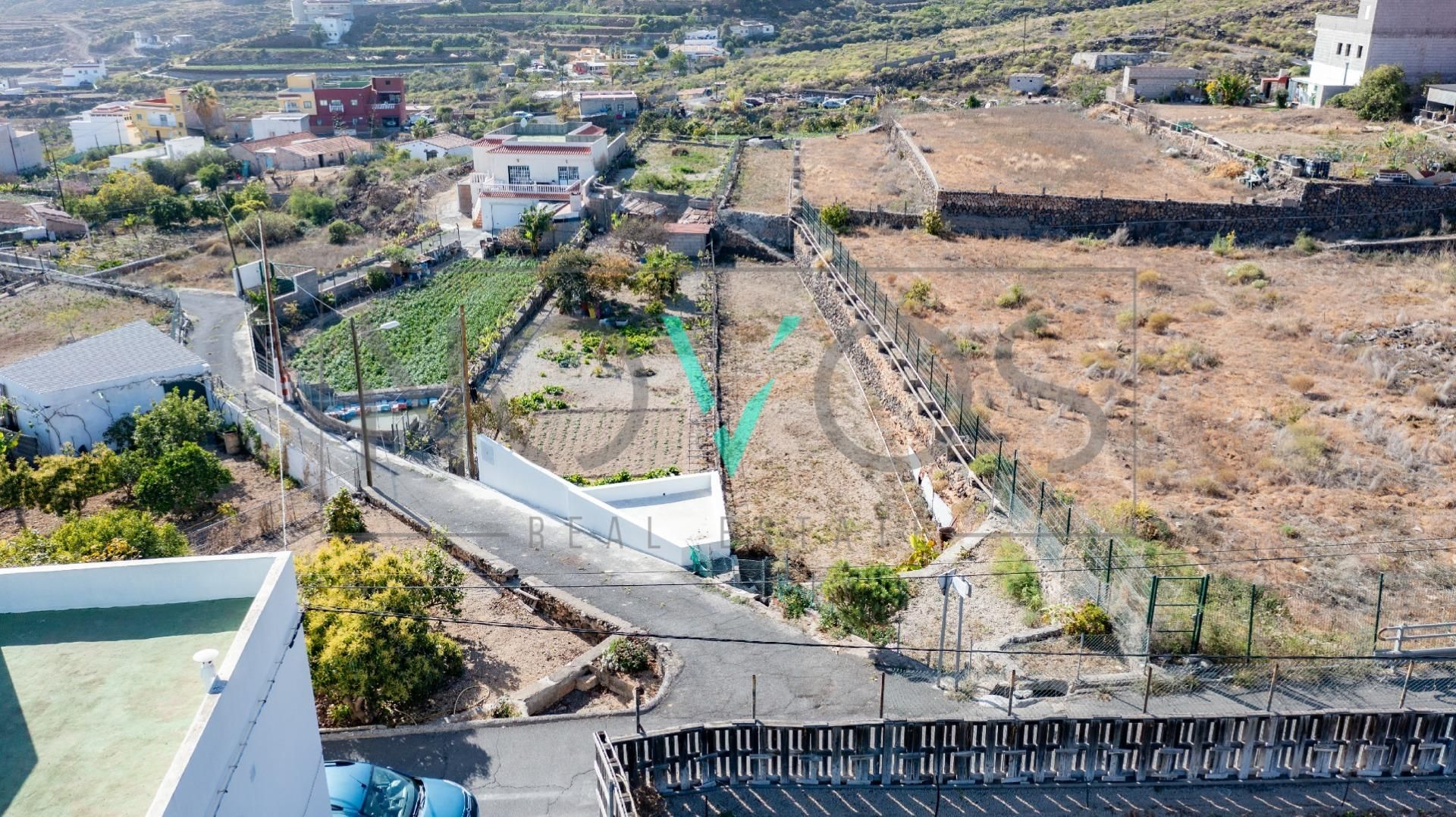 Land for sale in Arona