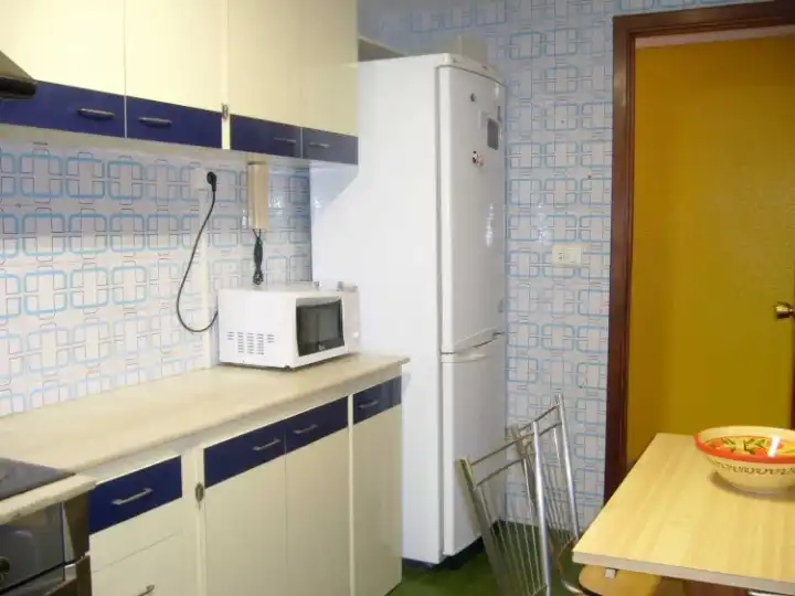 Kitchen of Flat for rent in Valencia  with Air Conditioner, Heating and Furnished